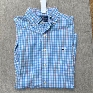Boy Vineyard Vines Button down shirt